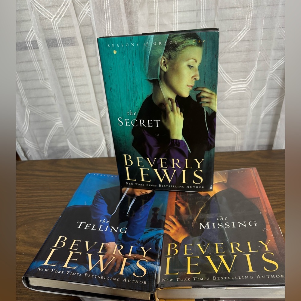 Beverly Lewis Book Set - The Secret, The Telling, The Missing SEASONS OF GRACE